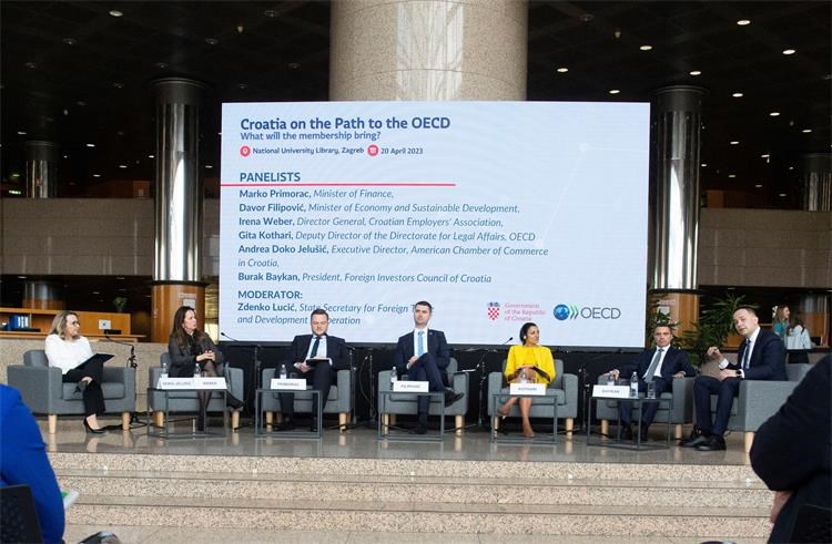 Slika /slike/Vijesti/2022/OECD2.JPG